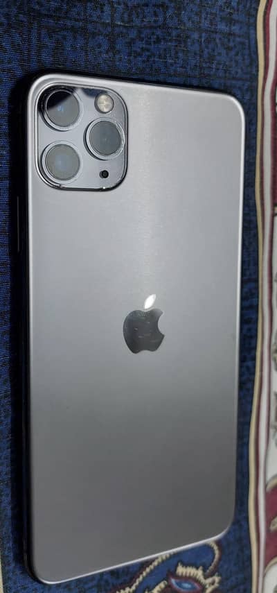 IPhone 11 Pro max factory unlock