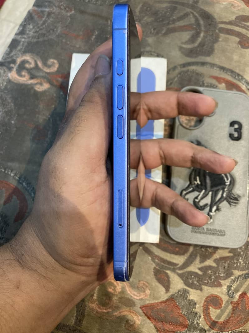 Iphone 16 4