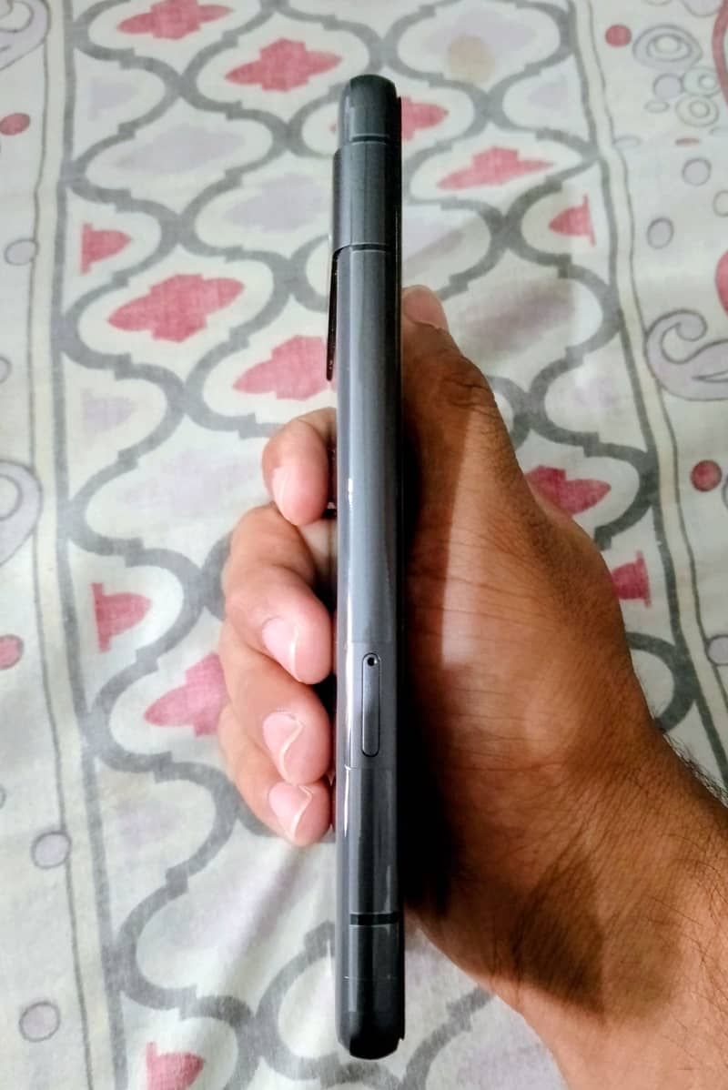 Google Pixel 7a 2