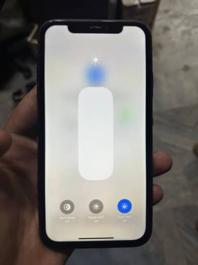 iphone 11 64gb MDM black color