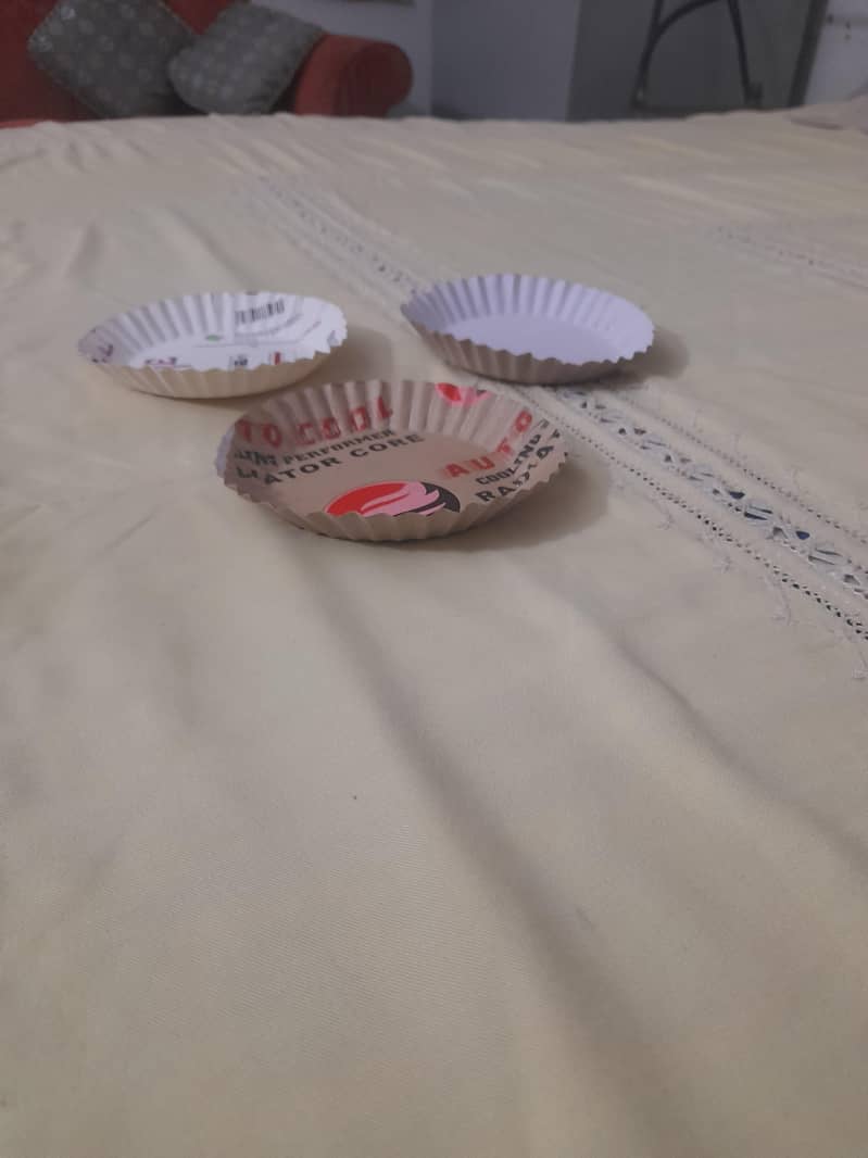 Disposeable paper plates making machine 4