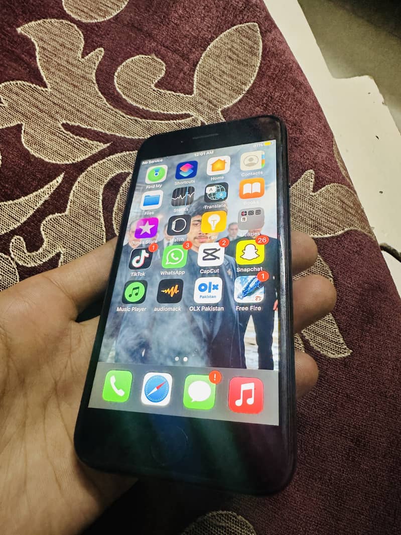 iPhone 7 7