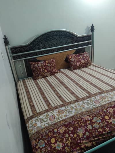 bed sell krna hai
