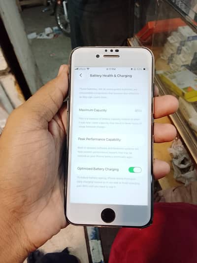 Apple iPhone SE