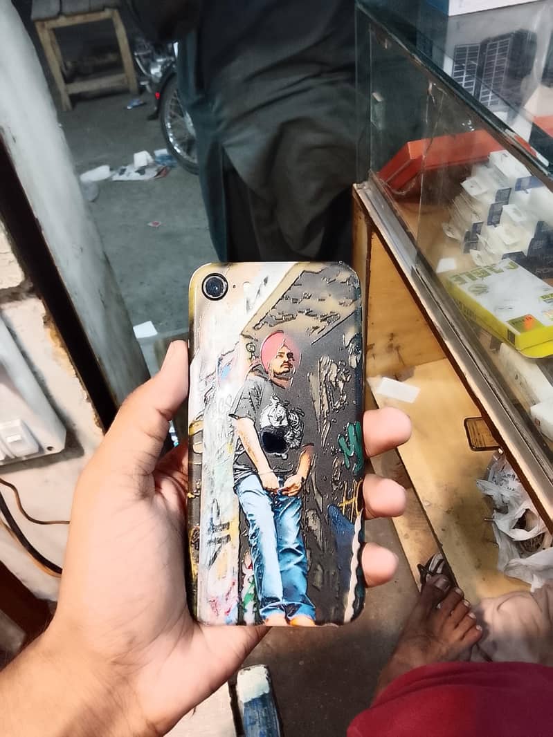 Apple iPhone SE 3