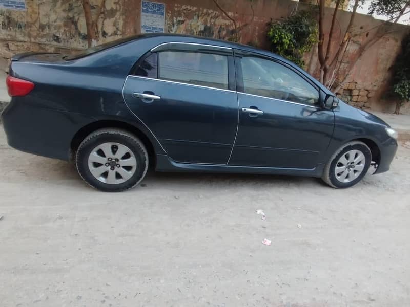 Corolla Altis 1