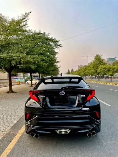 Toyota C-HR GLED