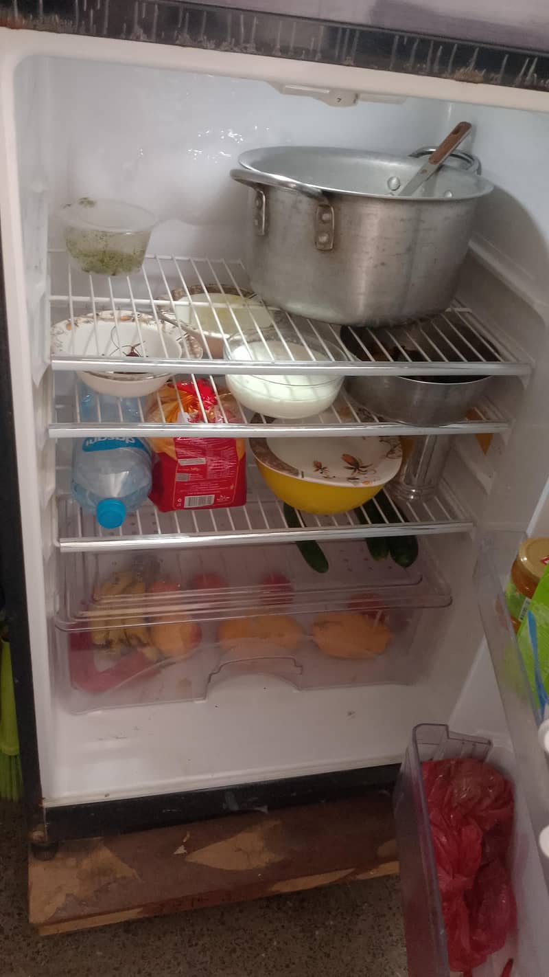 Dawlance fridge 3