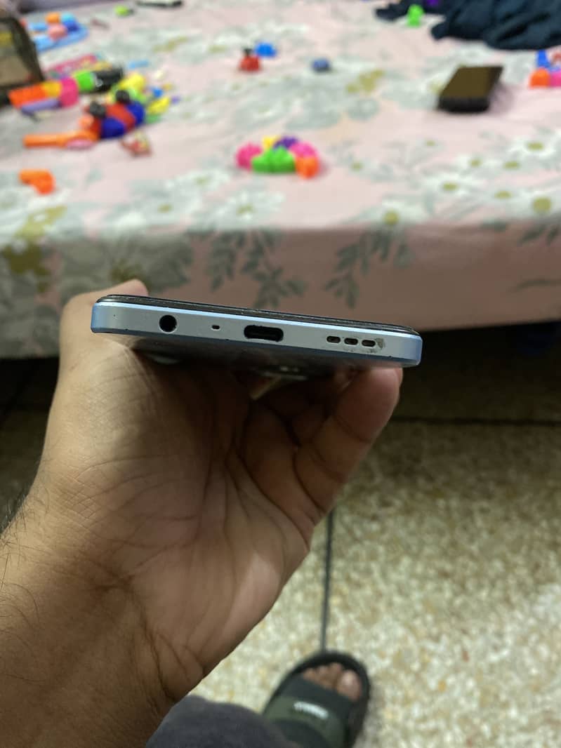 Oppo A60 2