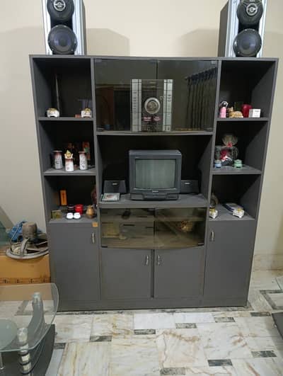 TV Console / Entertainment Unit with Sony TV, Speakers & Music System