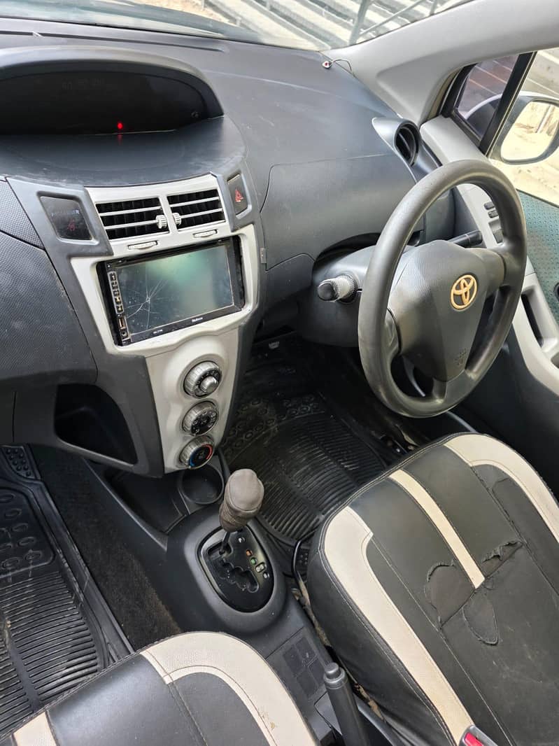 Vitz 1.0 15