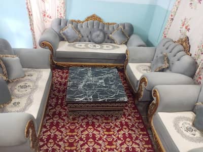Luxury Royal Style Grey Sofa Set with Center Table
