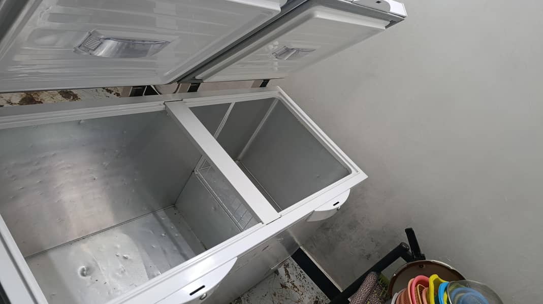 Dawlance freezer 3