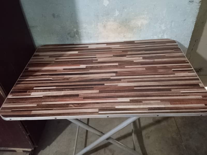 Foldable table 0