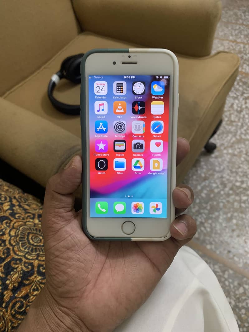 Apple iPhone 6 2