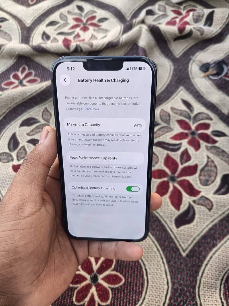Apple iPhone 13 2
