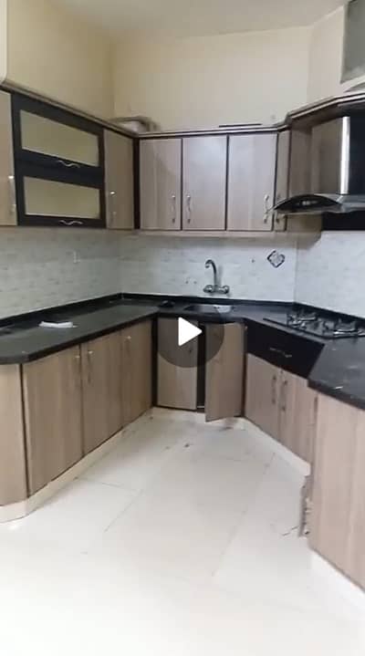 3 bed dd 2nd floor with roof for rent