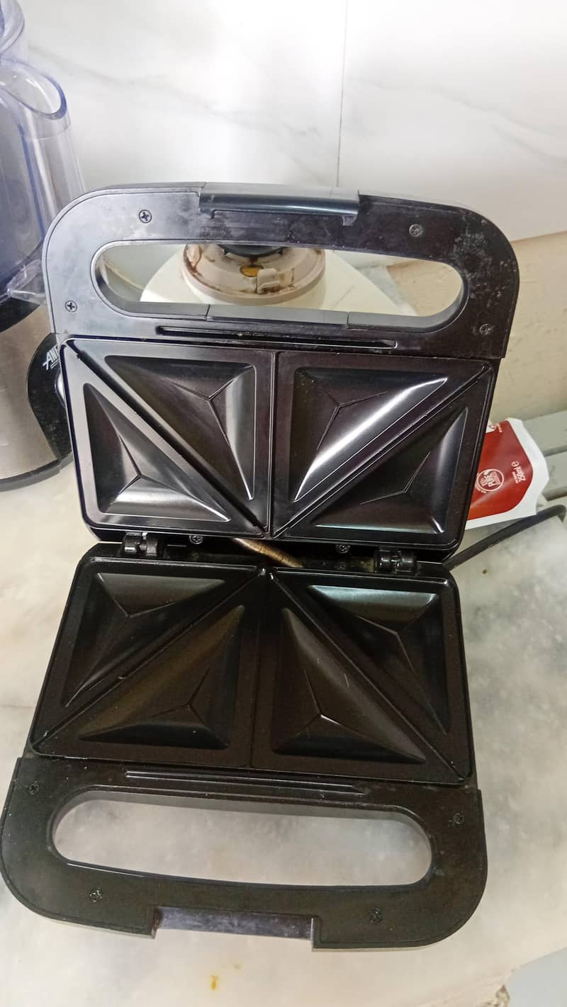 sandwich maker 3