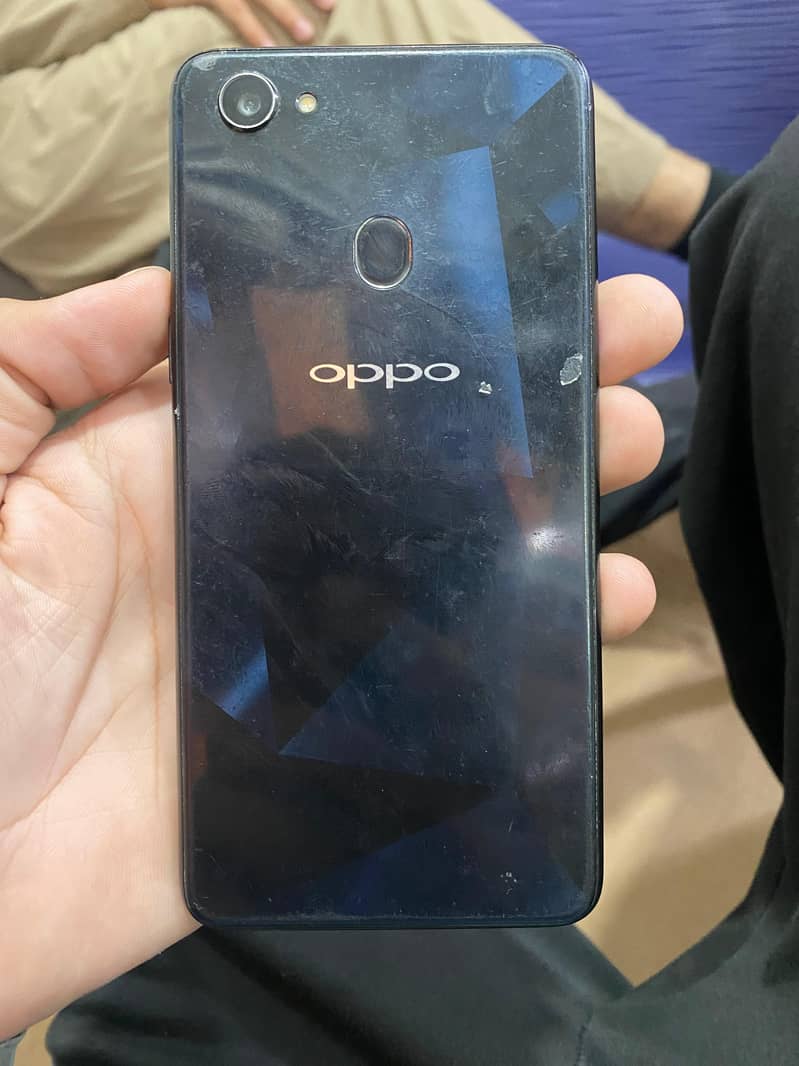 Oppo f7 mobile working condition for basic use 5