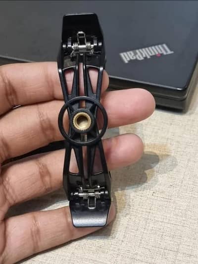 GT31 Magnetic Phone Cooler