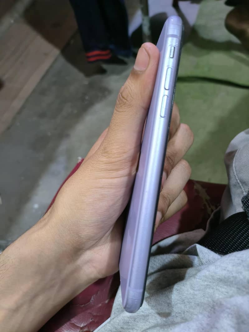 iphone 11 3