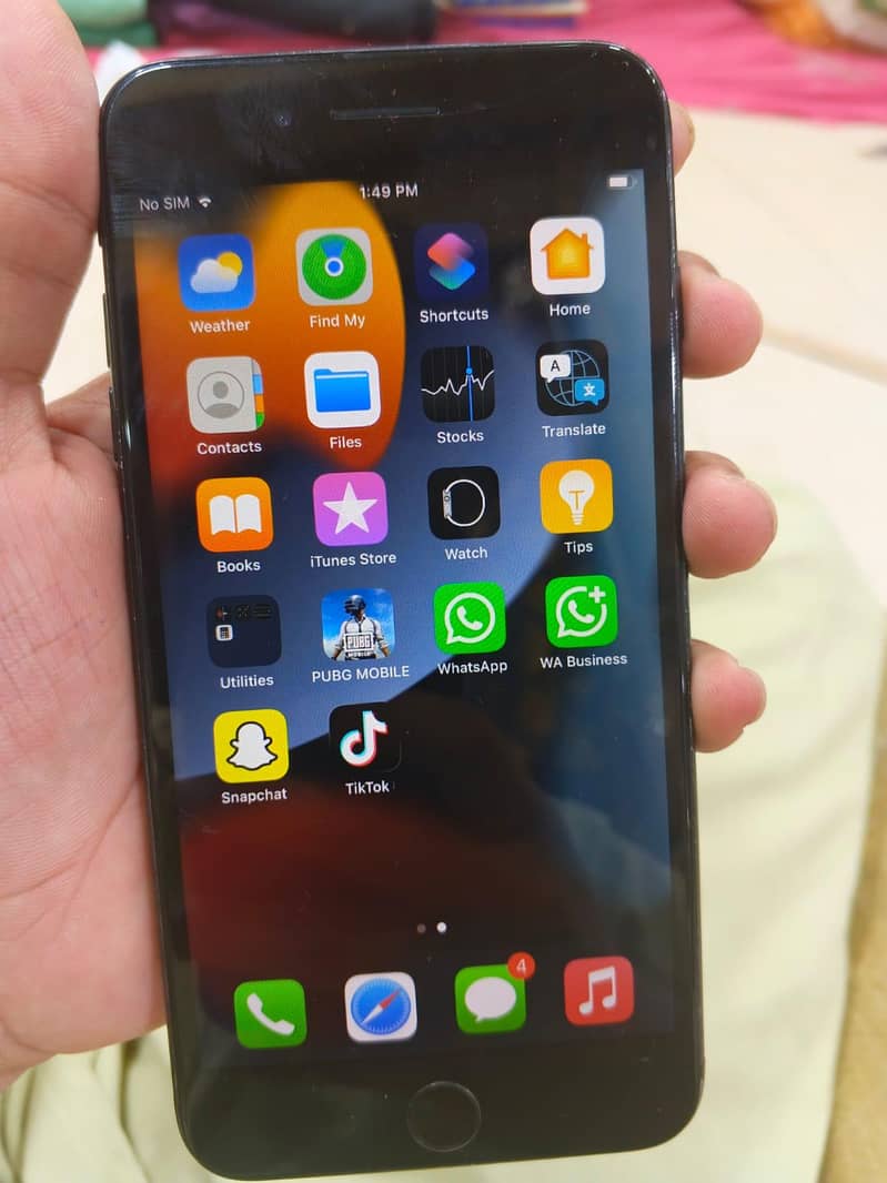 Apple iPhone 7 Plus 5