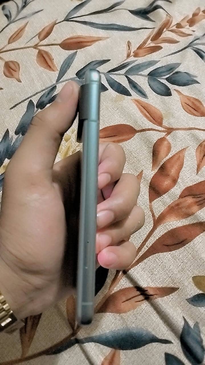 Google Pixel 8 3