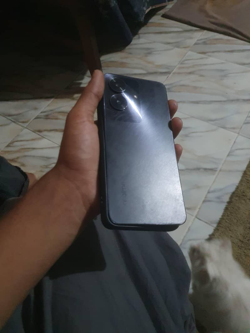 Realme Note 60 0