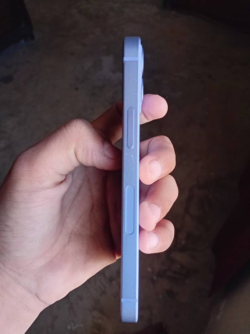 Apple iPhone 12 mini 4