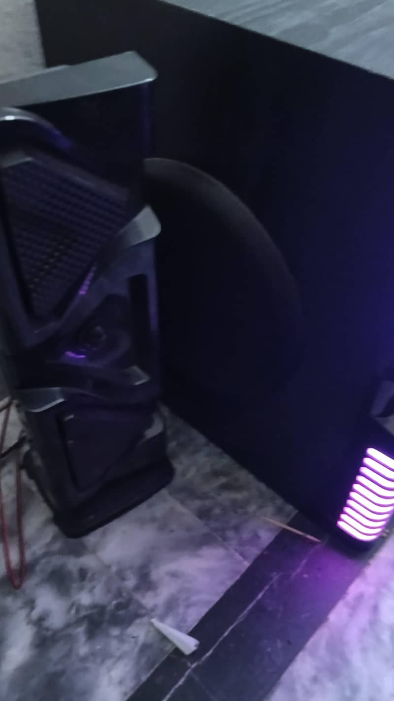 speakers 3