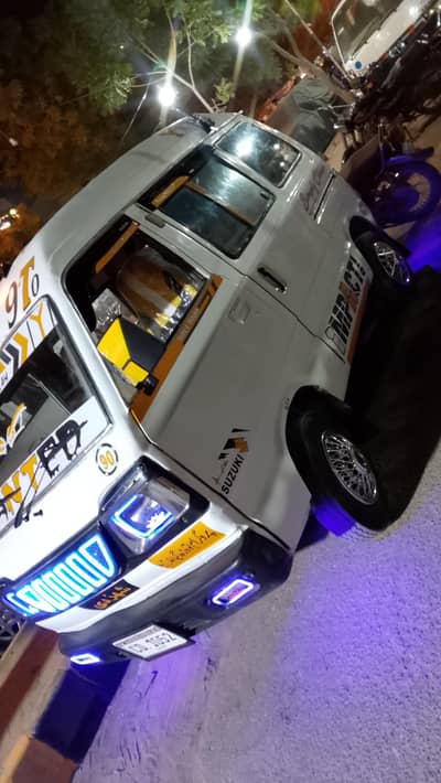 Suzuki Hiroof bolan 1990