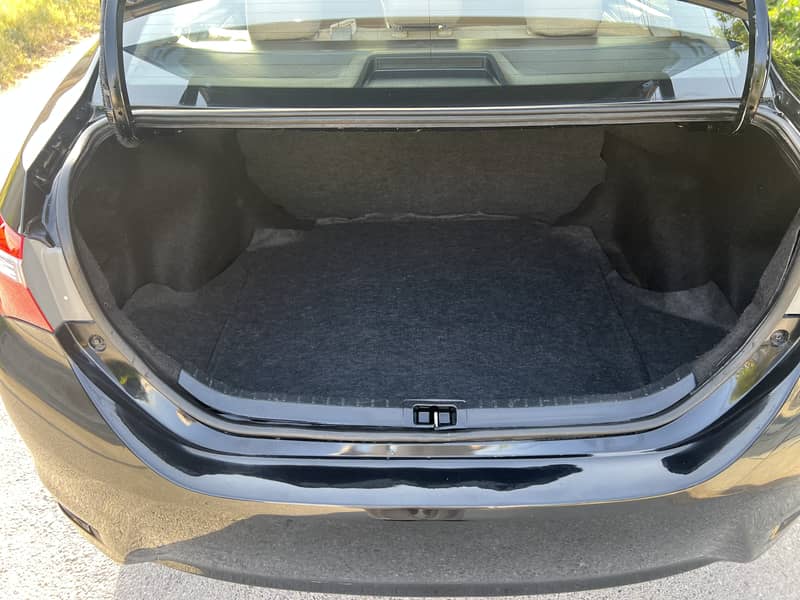 Corolla 12