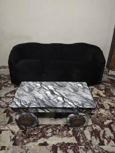 7 seater sufa set with centerd table