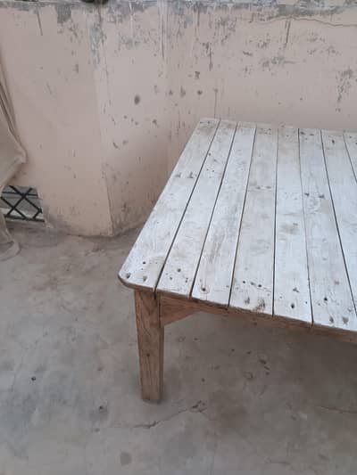 Takhat wooden