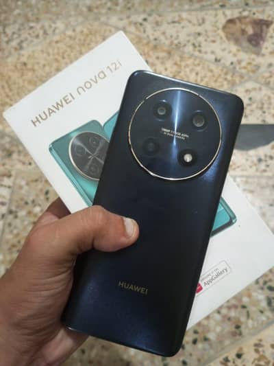 Huawei Nova 12i