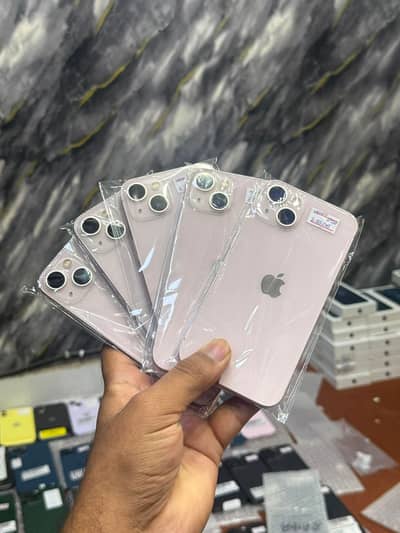 Apple iPhone 13