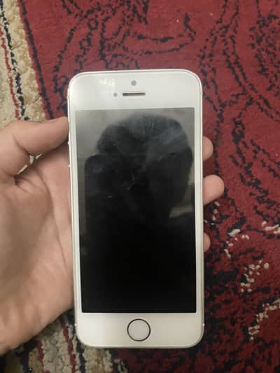 Apple iPhone SE