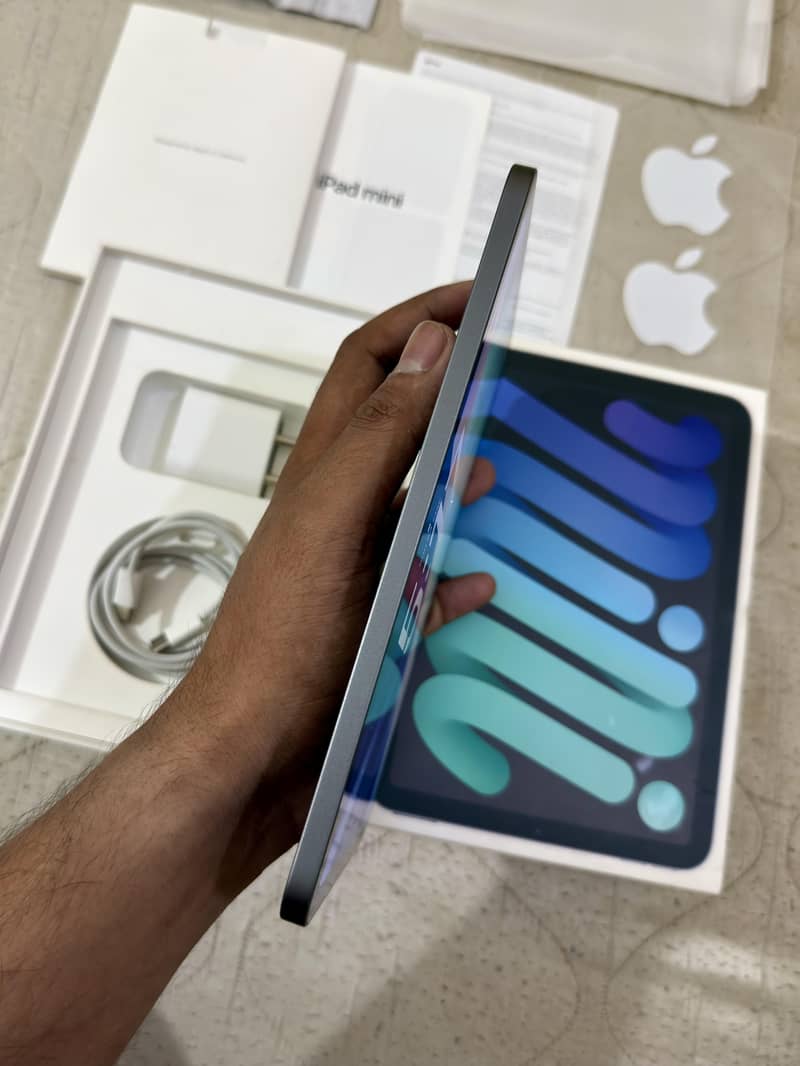 iPad Mini 6 Complete Box 5
