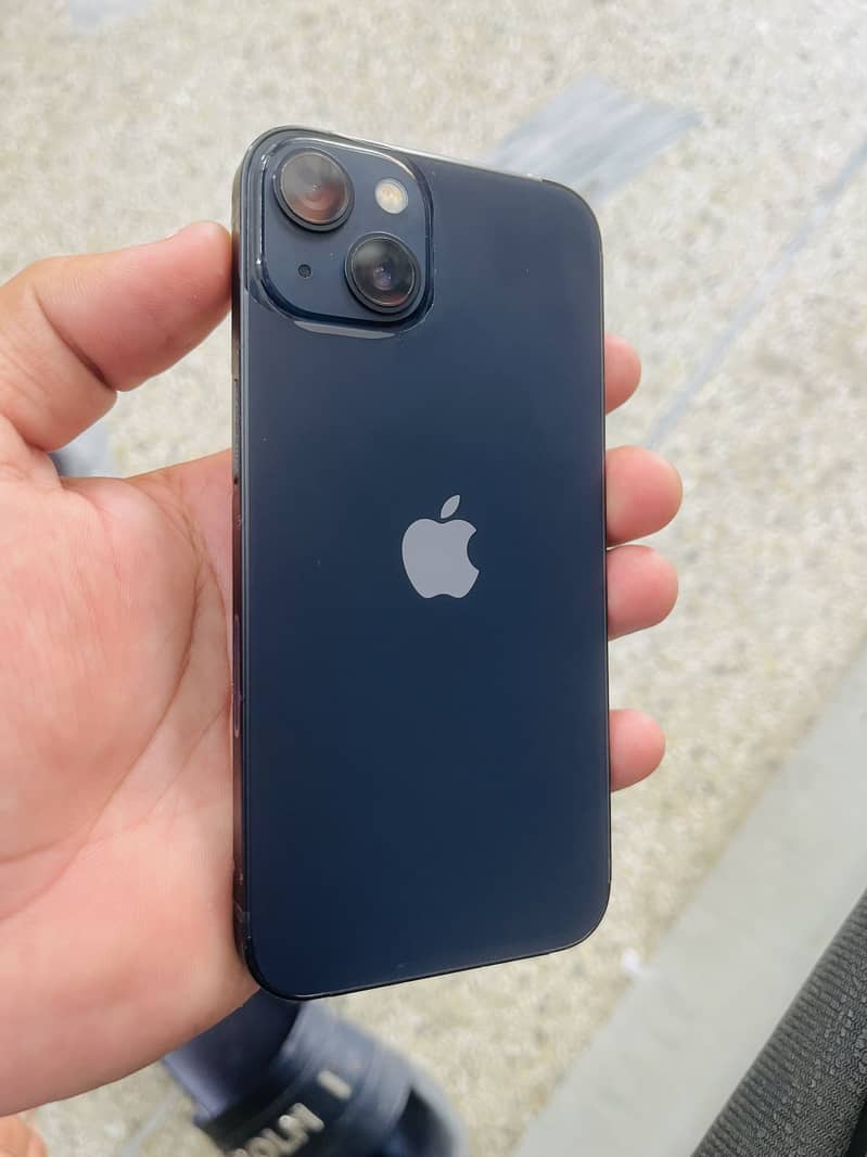 Apple iPhone 13 5