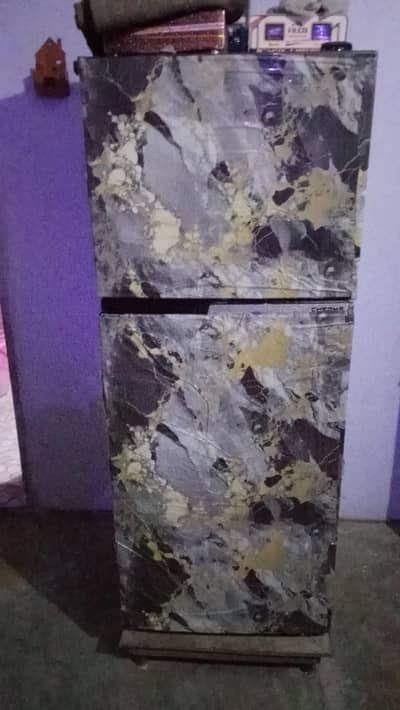 Dawlance fridge one head used