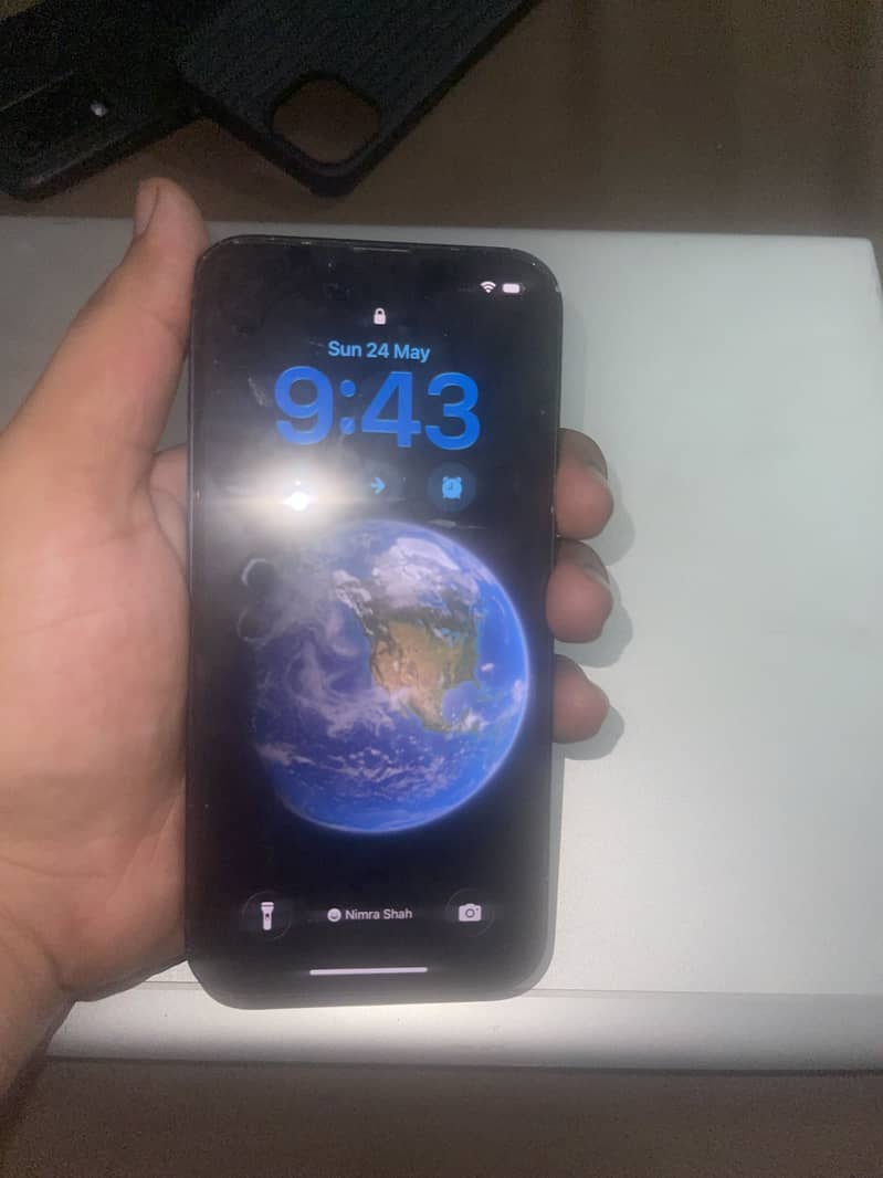 Apple iPhone 13 4