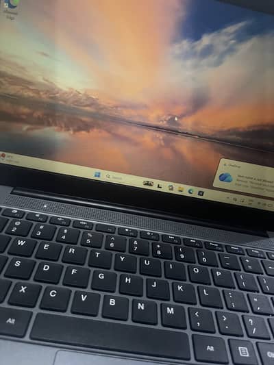 AMD Ryzen 5 7430U | Brand new | 8GB + 256 GB SSD
