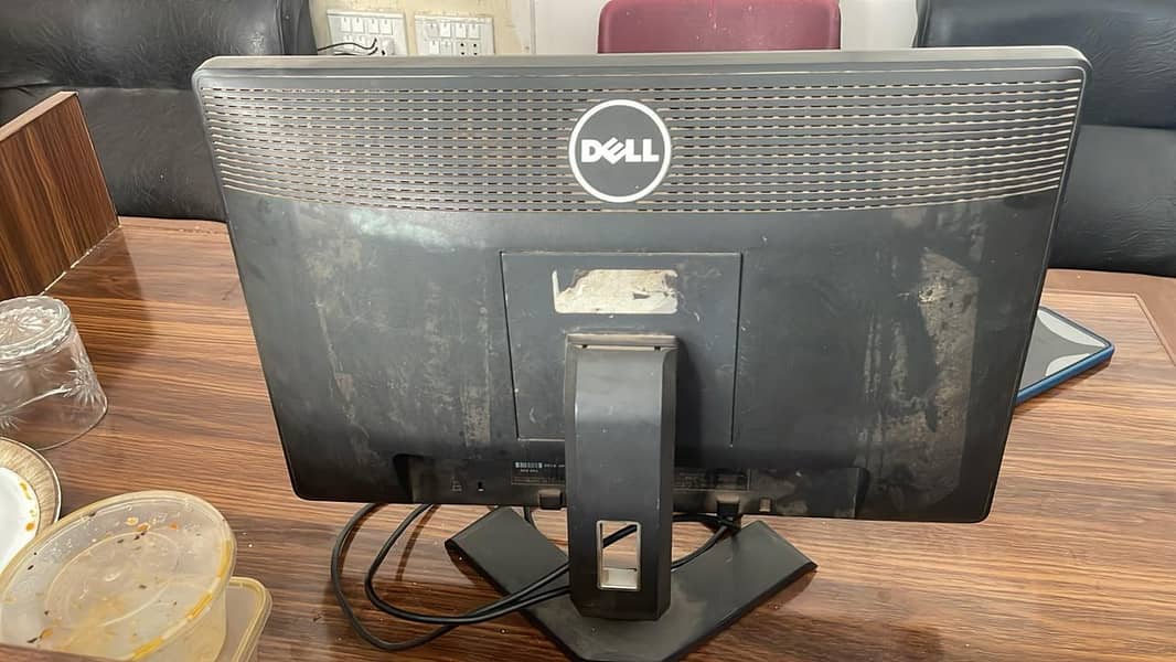 Dell computer LCD 2