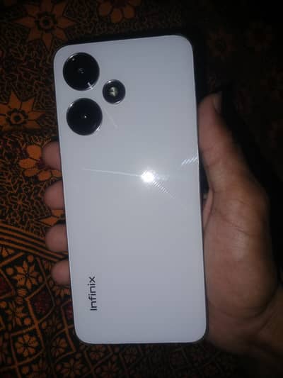 Infinix Hot 30 Play