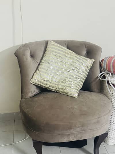 Do sofa chair for sale very nice condition