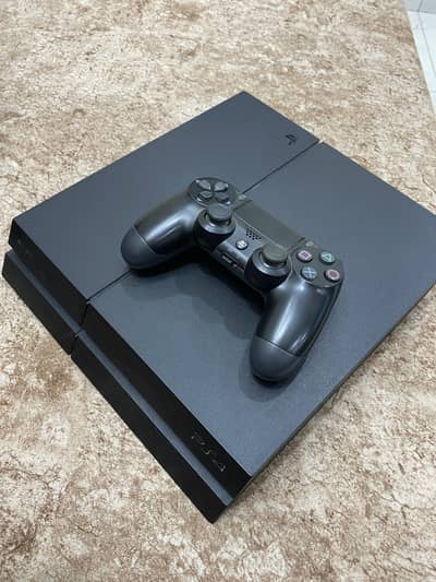 Ps4 Fat 1200 series | jailbreak 12.52 | excellent condition