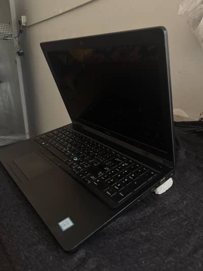 Dell Laptop i7 8th Gen 12GB RAM 250GB SSD