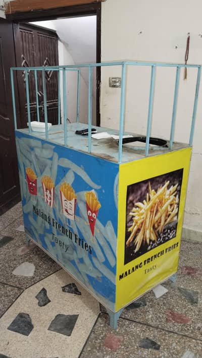 french fries counter