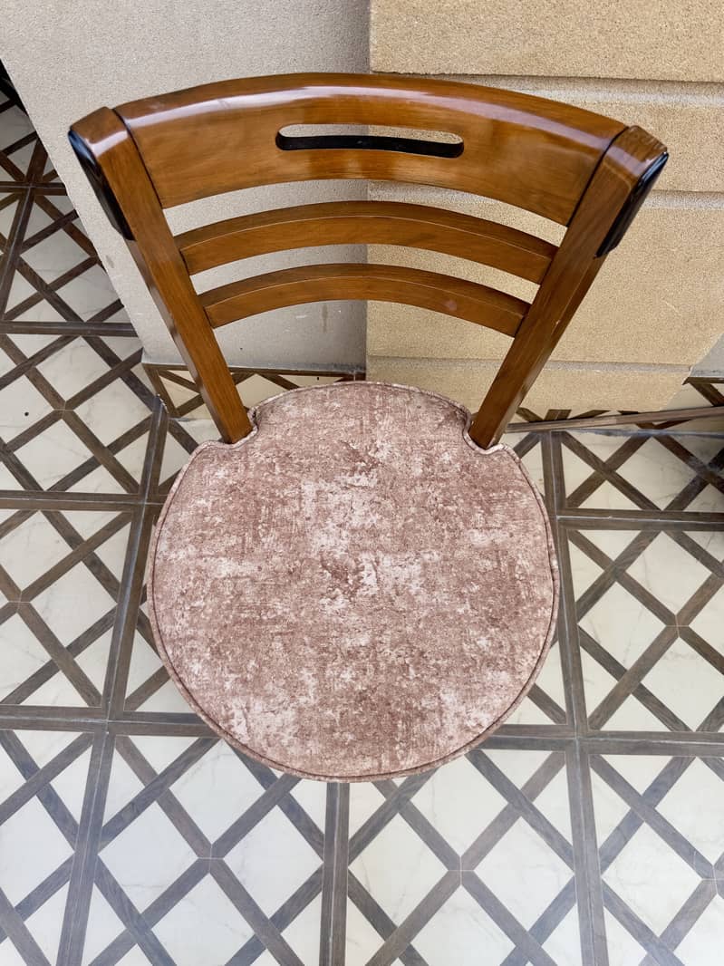 Dinning table 3