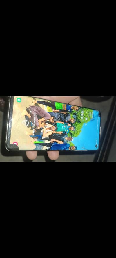 Samsung Mobile S10 all okay just back and screen. brak haa